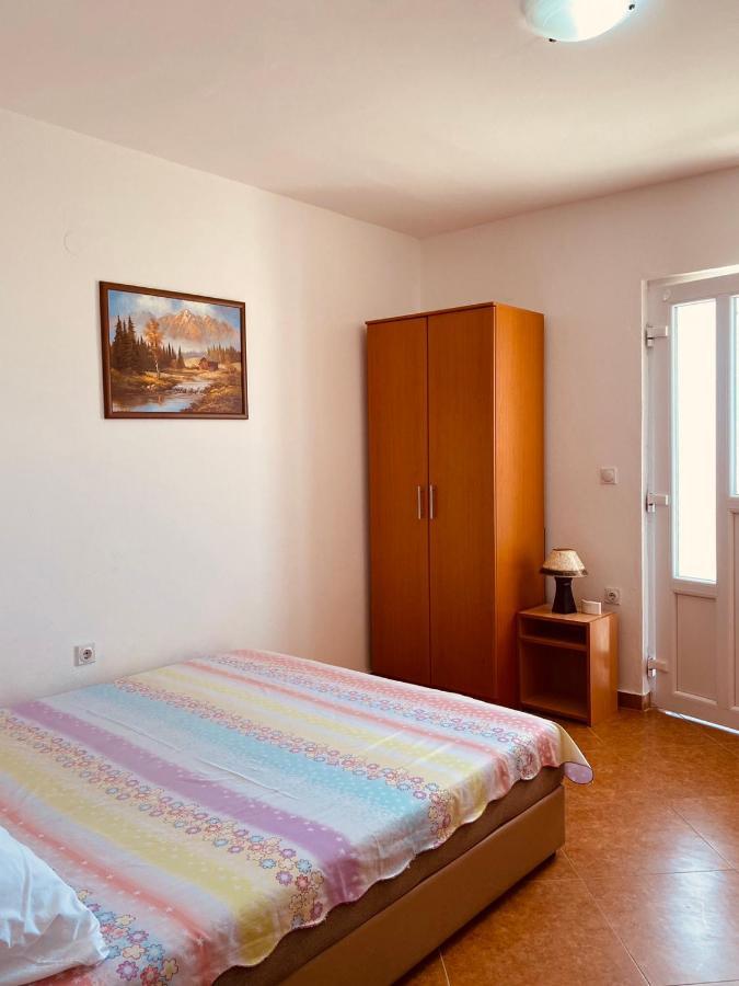 Djonovic Apartment
